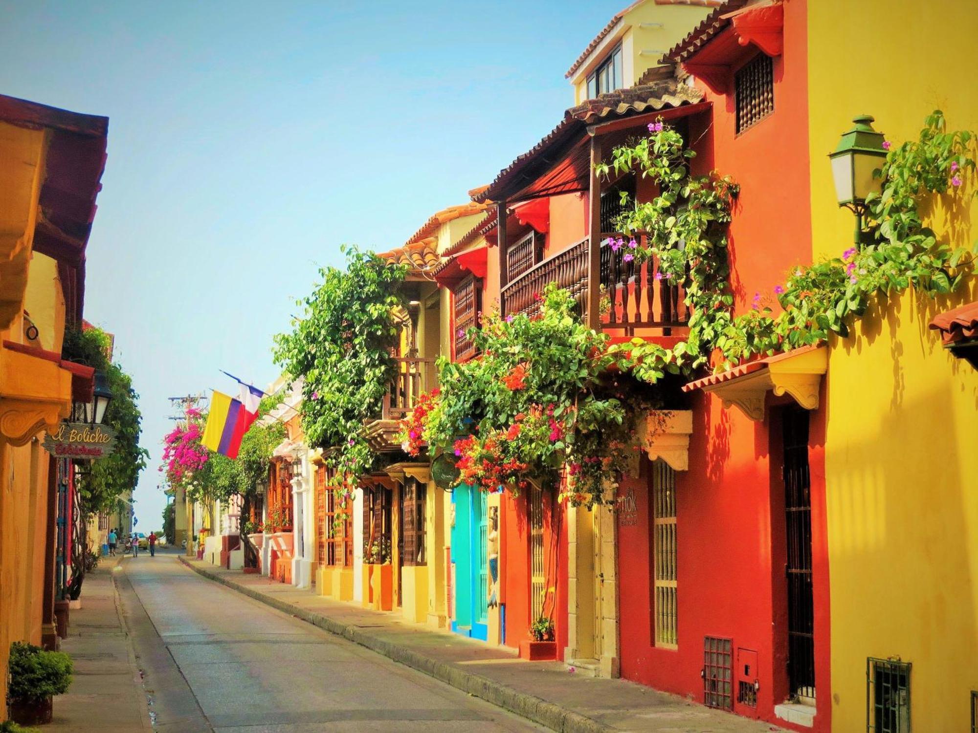 Hotel Aeropuerto Cartagena Ngoại thất bức ảnh